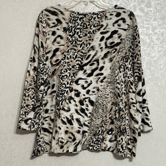 Chico's Black‎ Tan Animal Print Beaded Embellished Neckline Long Sleeve Top 3 XL - Picture 2 of 6